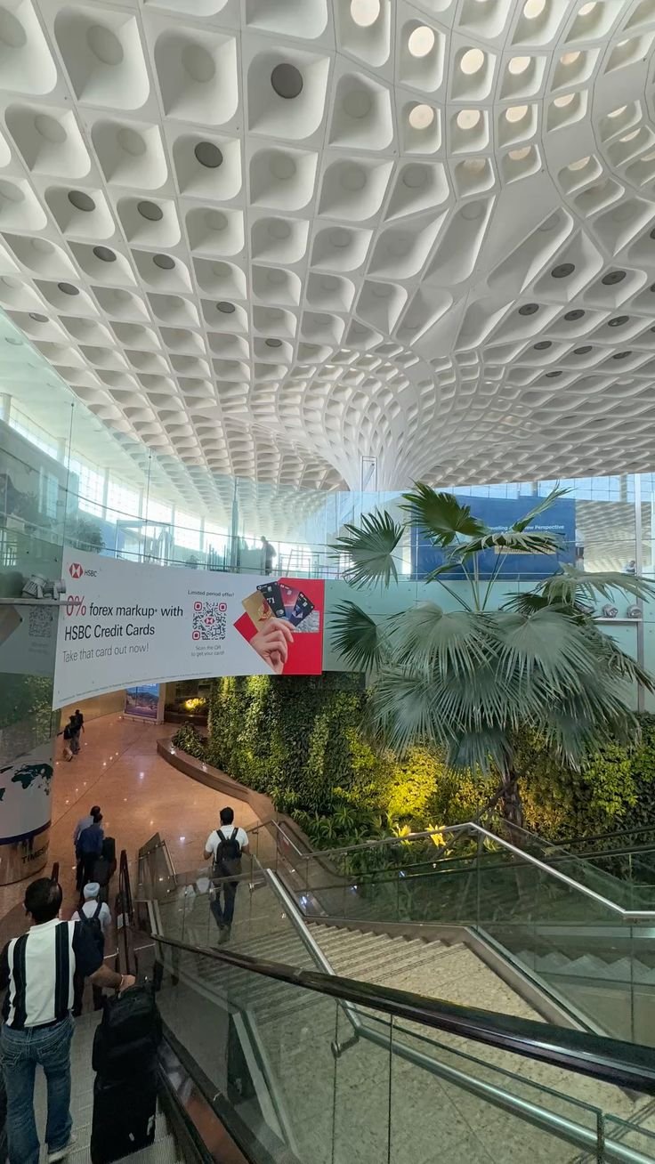 Mumbai Airport private cab service to Nashik